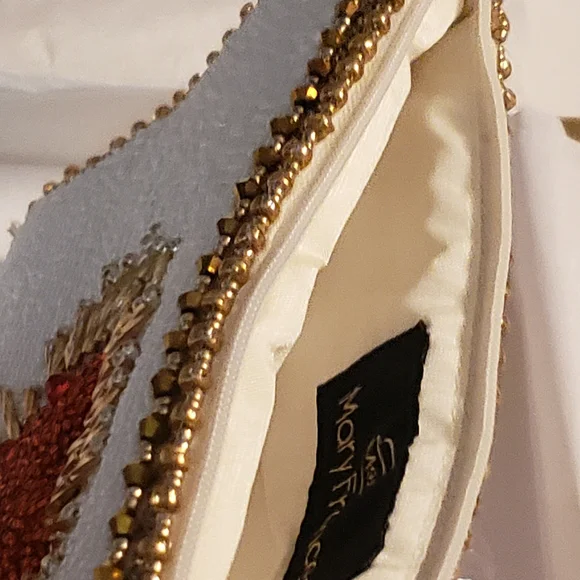 Mary Frances Cream and Gold Heart Clutch - Picture 5 of 9